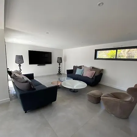 Avec Piscine Et Proche Circuit 24h Le Mans * Changé