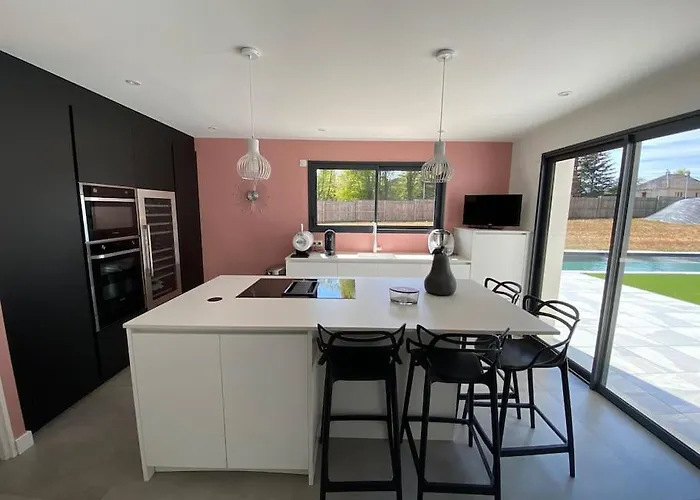 Вилла Avec Piscine Et Proche Circuit 24h Le Mans Change (Sarthe)