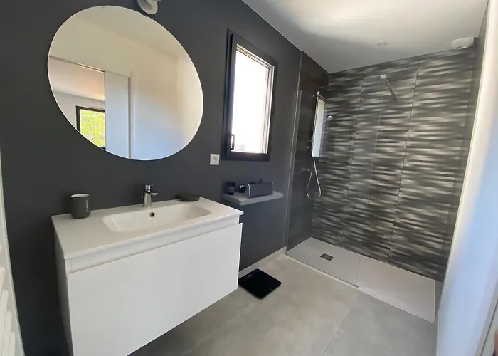 Avec Piscine Et Proche Circuit 24h Le Mans * Change (Sarthe)